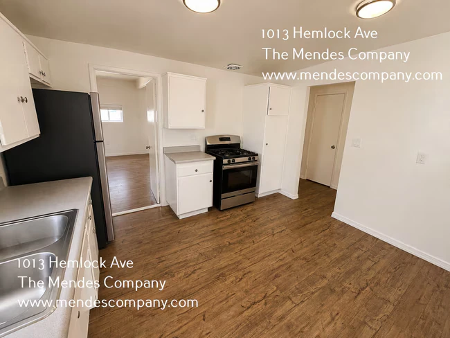1013 Hemlock Ave Imperial Beach, CA 91932 photo 4