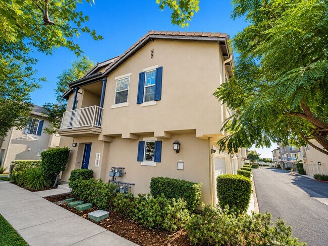 2728 Black Walnut Ct Chula Vista, CA 91915 photo 2