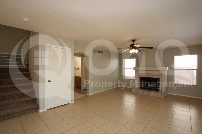 6626 E Raftriver St Mesa, AZ 85215 photo 4