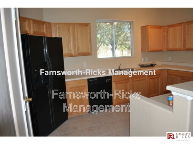 1575 S Jacana Ln Gilbert, AZ 85296 photo 4