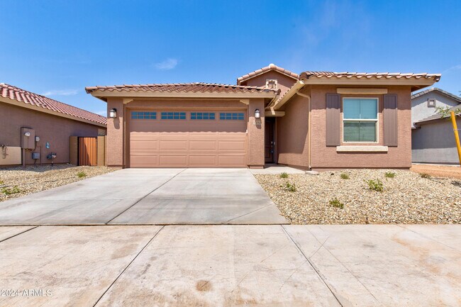 17050 W Artemisa Ave Surprise, AZ 85387 photo 2