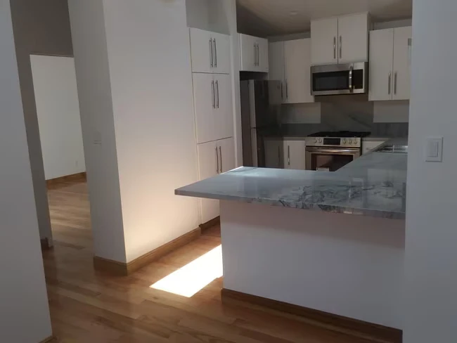 2029 Chestnut St Oakland, CA 94607 photo 4