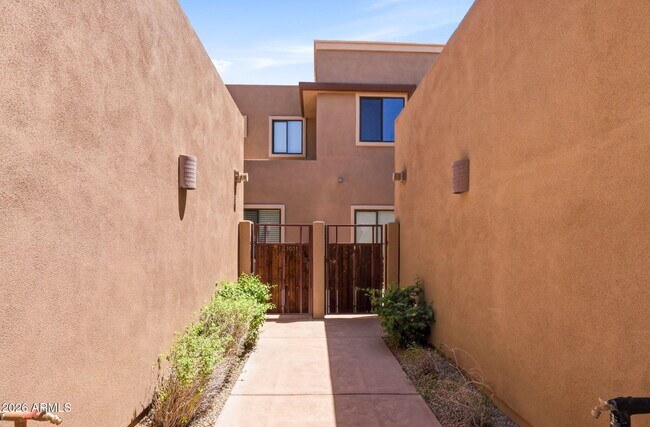 27000 N Alma School Pkwy Scottsdale, AZ 85262 photo 4