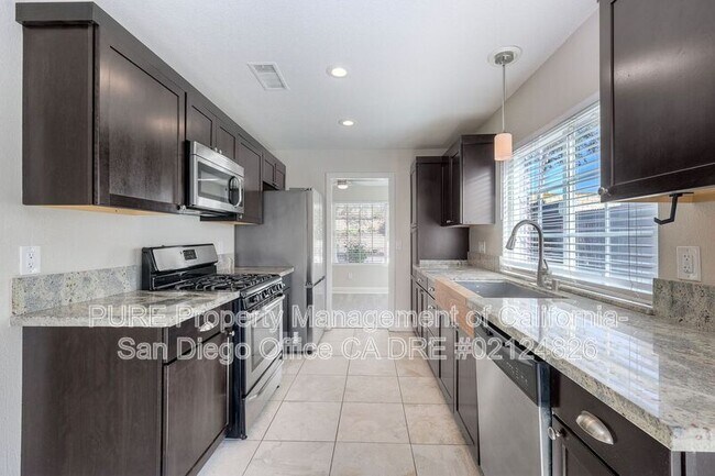 2723 Lancha St San Diego, CA 92111