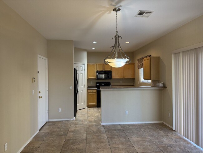 2686 E La Costa Dr Chandler, AZ 85249 photo 2