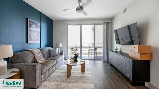 2323 E Highland Ave Phoenix, AZ 85016 photo 2