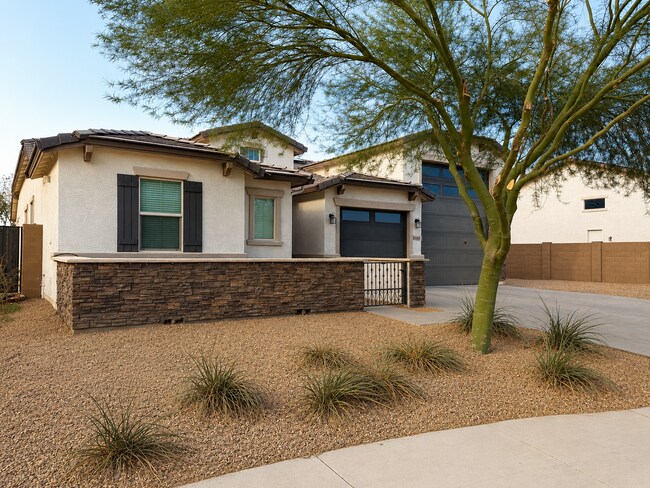18440 W Kendall St Goodyear, AZ 85338 photo 2