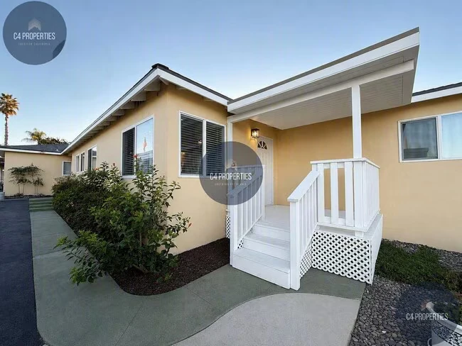 315 Lado De Loma Dr Vista, CA 92083