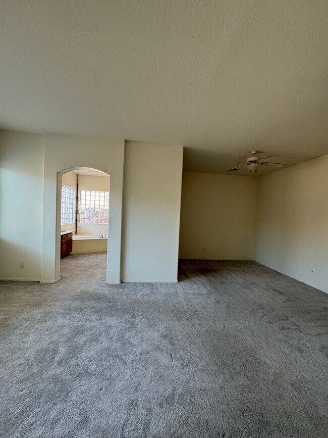 43872 W Knauss Dr Maricopa, AZ 85138 photo 3
