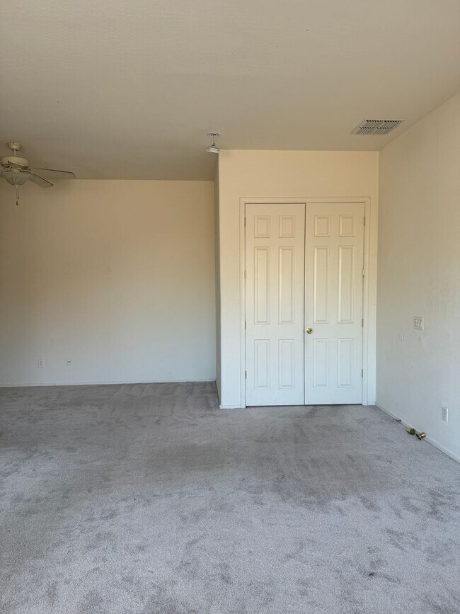 43872 W Knauss Dr Maricopa, AZ 85138 photo 4