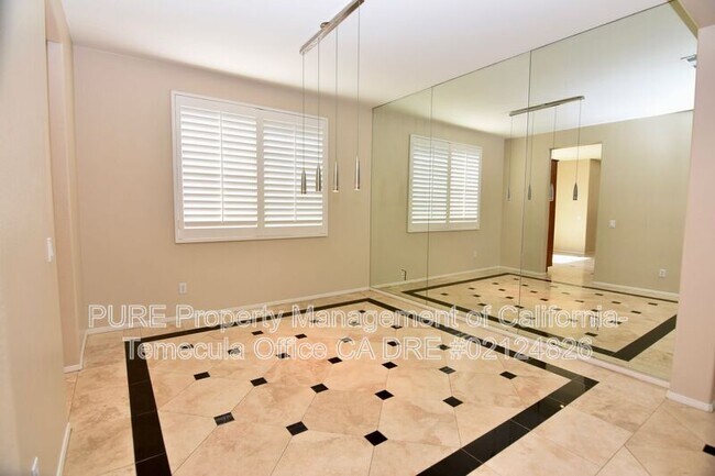 45314 Tioga St Temecula, CA 92592 photo 5
