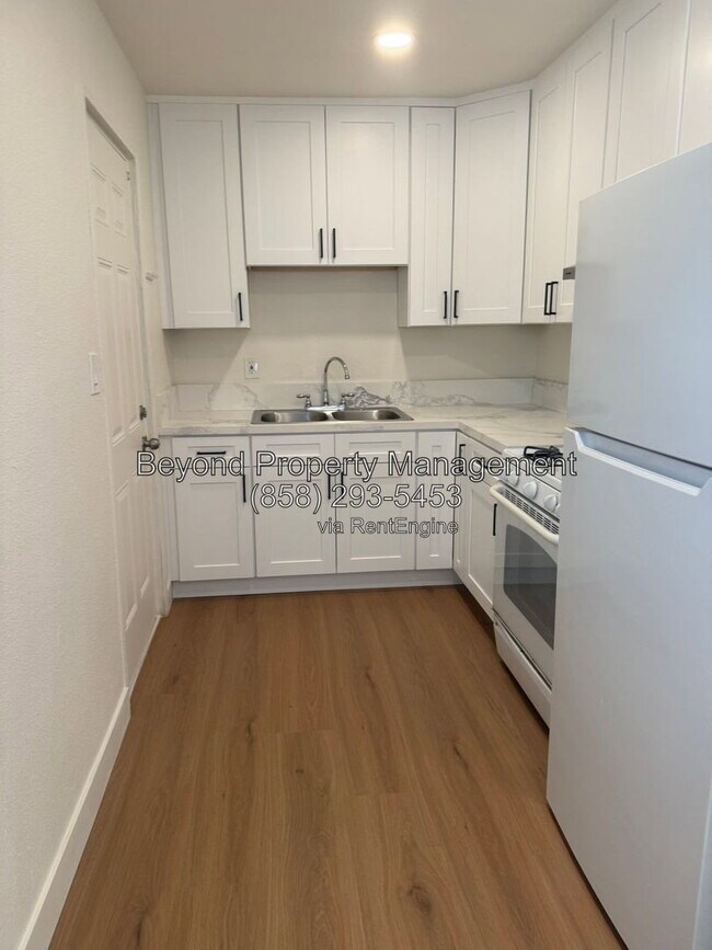 2704 Highland Ave San Diego, CA 92105 photo 4
