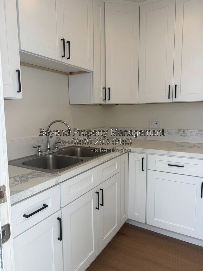 2704 Highland Ave San Diego, CA 92105 photo 5