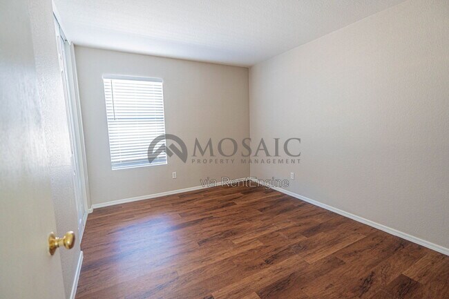 1158 E Silversmith Trail San Tan Valley, AZ 85143 photo 5