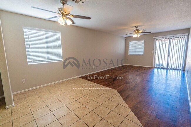 1158 E Silversmith Trail San Tan Valley, AZ 85143 photo 4