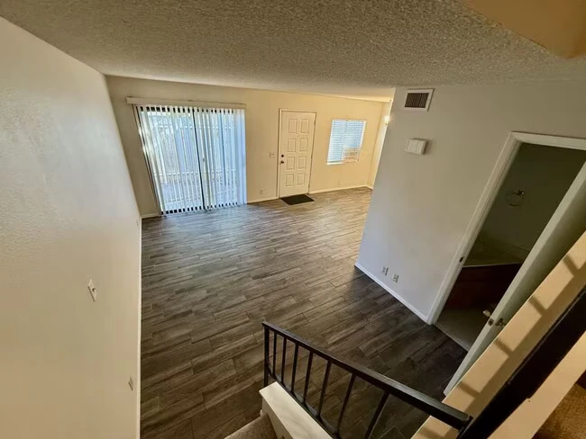 286 W Palomino Dr Chandler, AZ 85225 photo 5