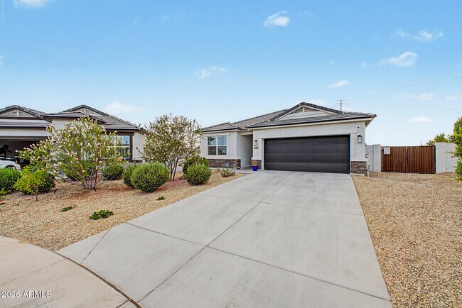 2058 S 241st Ave Buckeye, AZ 85326 photo 2
