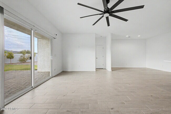 2058 S 241st Ave Buckeye, AZ 85326 photo 5