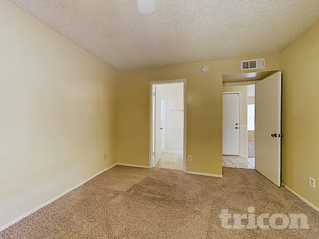 18815 N 45th Dr Glendale, AZ 85308 photo 5