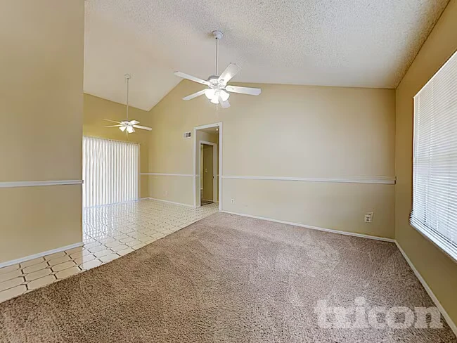 18815 N 45th Dr Glendale, AZ 85308 photo 2