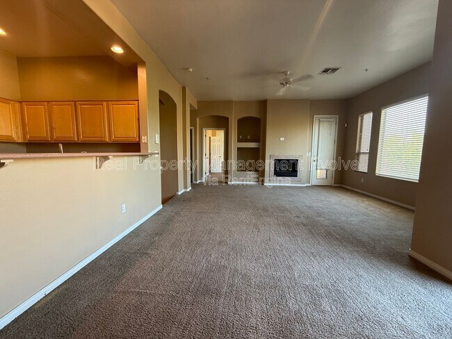 16420 N Thompson Peak Pkwy Scottsdale, AZ 85260 photo 3