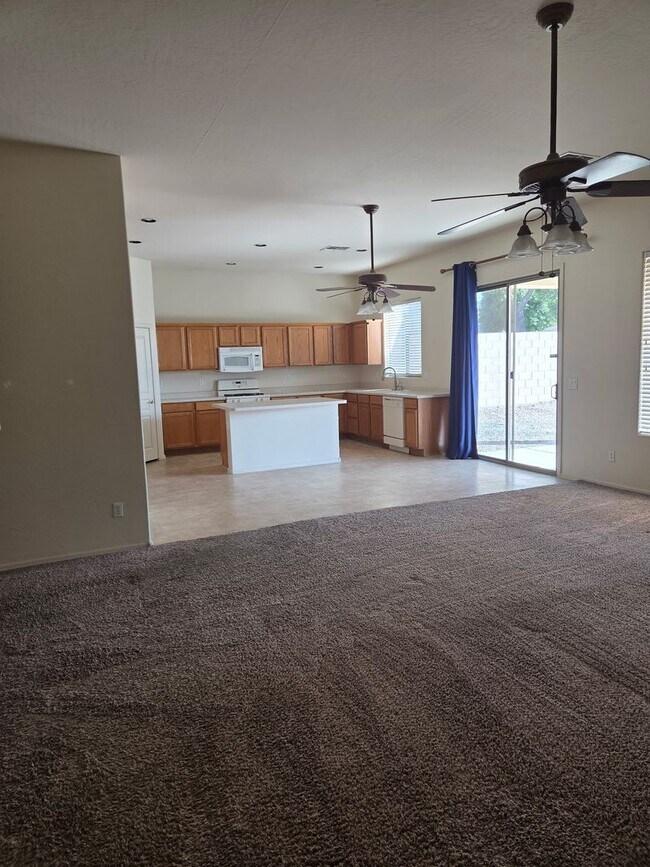 10413 E Los Lagos Vista Ave Mesa, AZ 85209 photo 2