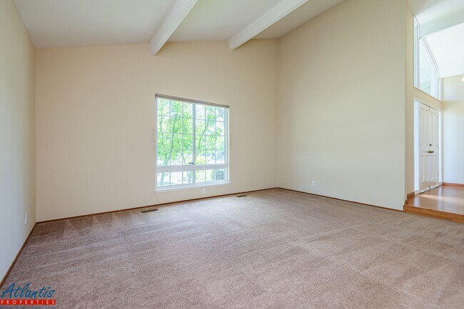 Beautiful Home | Central A/c | Desirable Location photo 2