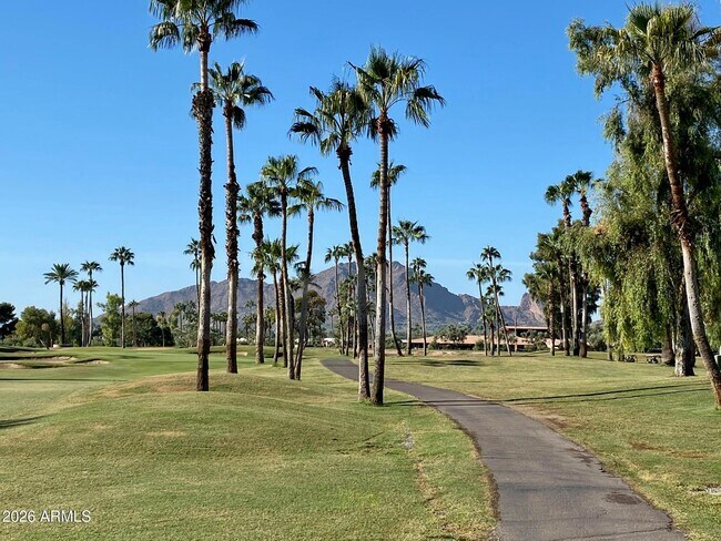 7621 E Vía De Lindo Scottsdale, AZ 85258 photo 3