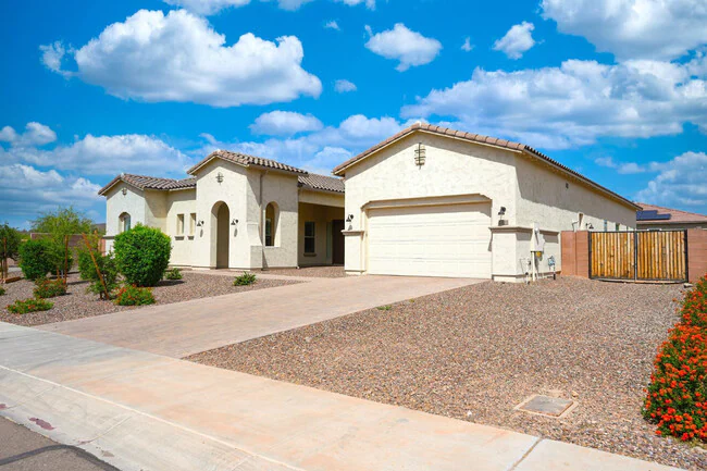 27711 N 38th Dr Phoenix, AZ 85083 photo 2