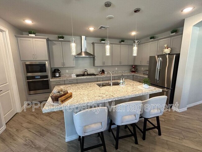 15265 W Moreland St Goodyear, AZ 85338 photo 2