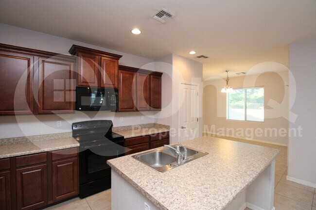 1094 E Sourwood Dr Gilbert, AZ 85298 photo 3