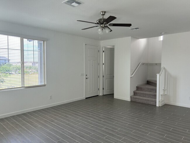 26344 N 20th Ave Phoenix, AZ 85085 photo 2