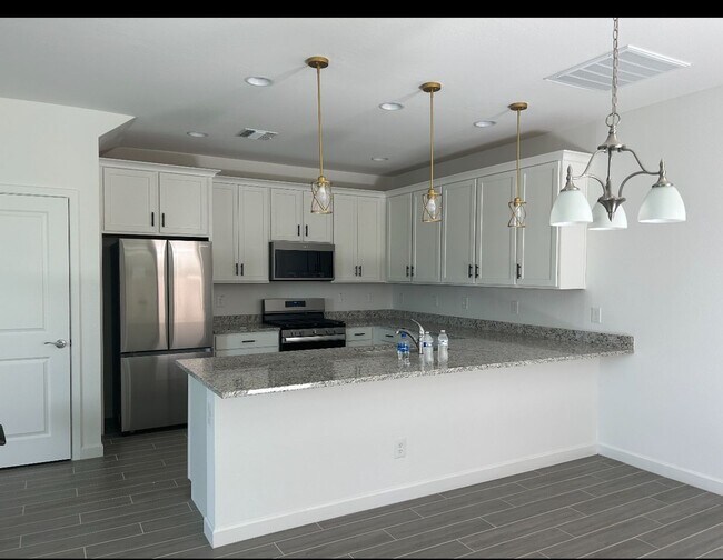 26344 N 20th Ave Phoenix, AZ 85085 photo 4