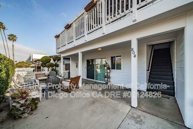 804 N Pacific St Oceanside, CA 92054 photo 3