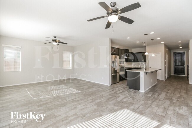 707 E Blossom Rd San Tan Valley, AZ 85143 photo 3