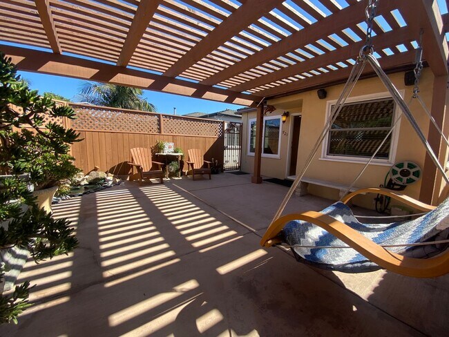 921-923 Missouri St San Diego, CA 92109 photo 3