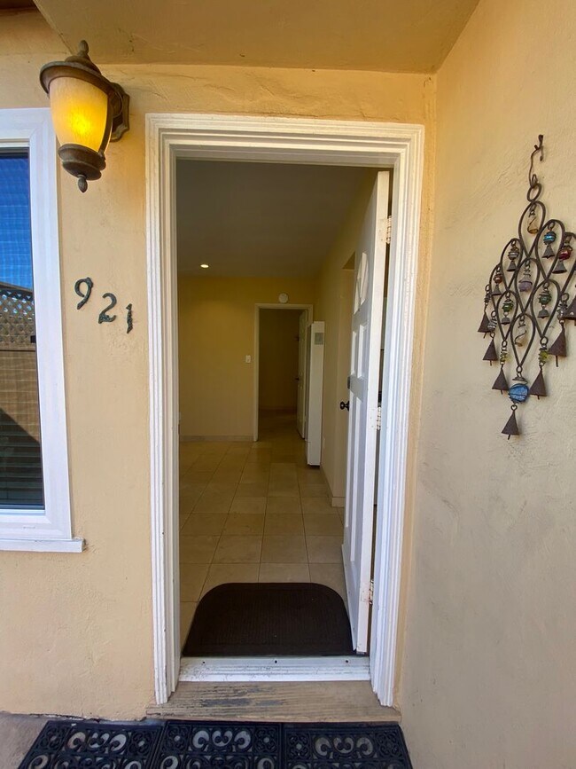 921-923 Missouri St San Diego, CA 92109 photo 5