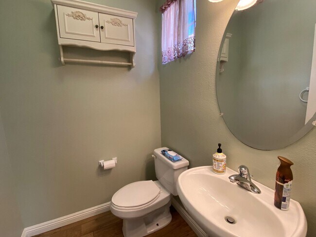 4006 Craven Rd Oceanside, CA 92057 photo 4