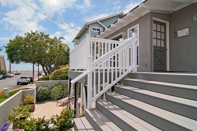 180 Walnut Ave Carlsbad, CA 92008 photo 3
