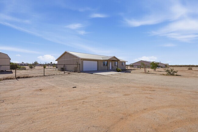 8509 N Stacey Ln Florence, AZ 85132 photo 2