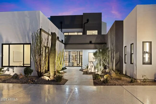 3135 E Palo Verde Dr Phoenix, AZ 85016 photo 3