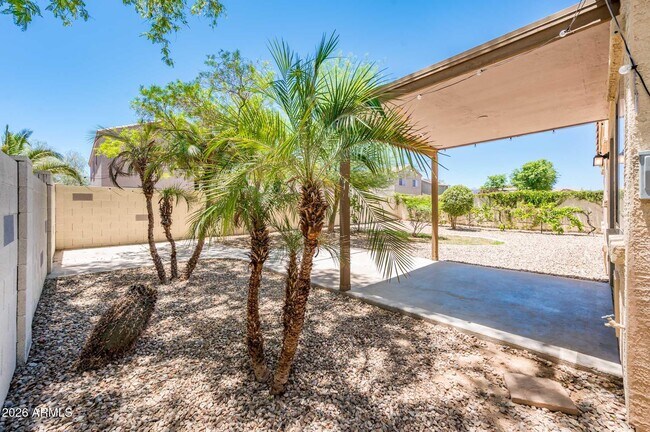 17429 W Watson Ln Surprise, AZ 85388 photo 5