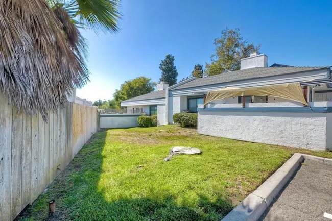 151 Bronze Way Vista, CA 92083 photo 3