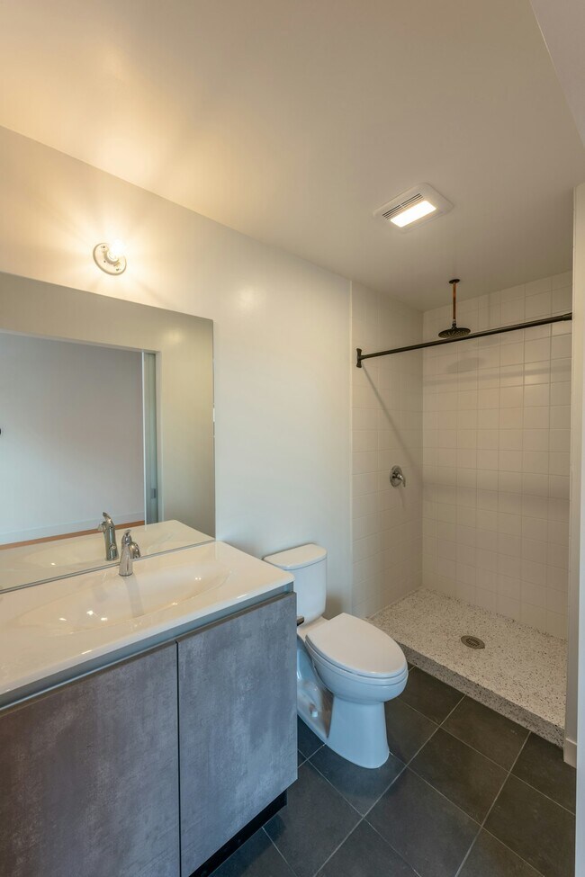 1932 Kearney Ave San Diego, CA 92113 photo 5
