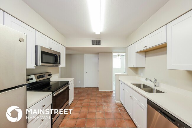 4714 N 49th Dr Phoenix, AZ 85031 photo 4