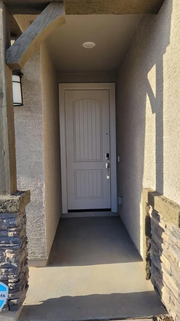 15998 W Smoketree Dr Sun City West, AZ 85387 photo 3