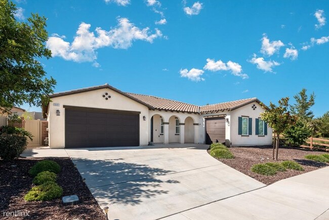 30451 Woodland Hills St Murrieta, CA 92563