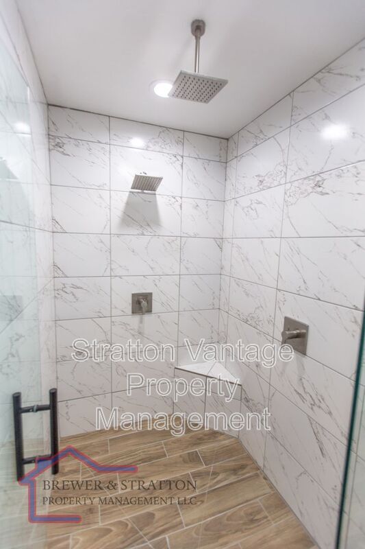 2325 W Mobile Ln Phoenix, AZ 85041 photo 2