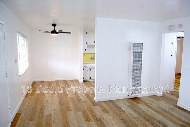 4353 1/2-4349-52 College Ave San Diego, CA 92115