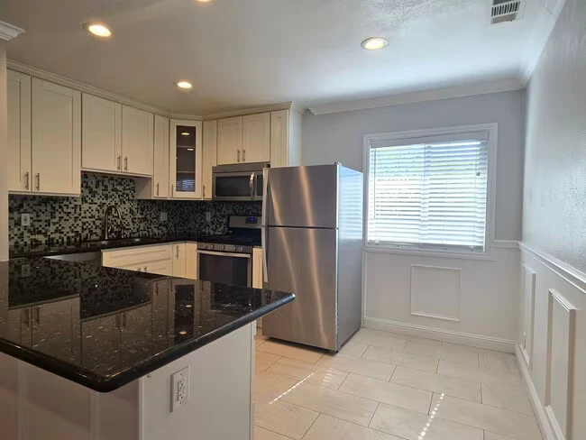 450 California St Santa Clara, CA 95050 photo 4